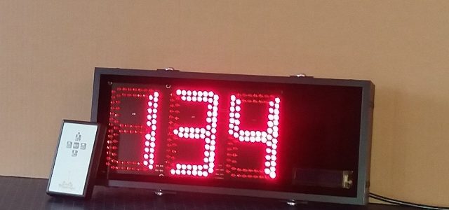 Compte à rebours 3 Digit 12cm rouges