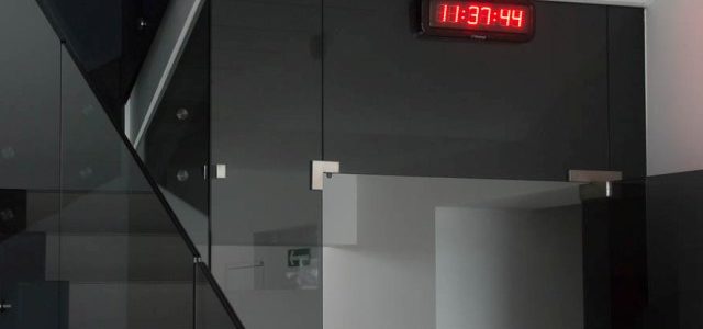 Horloge électronique ZB5