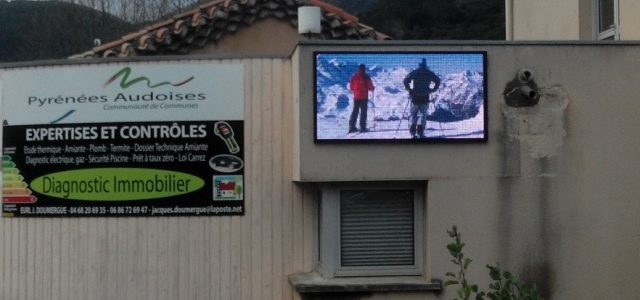 Ecran publicitaire LED RGB12-16