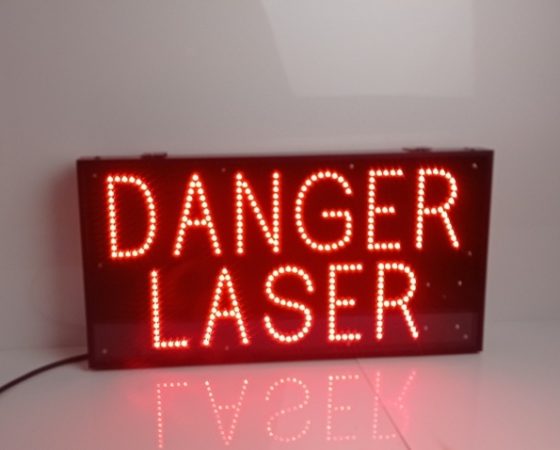 Caisson lumineux Danger Laser